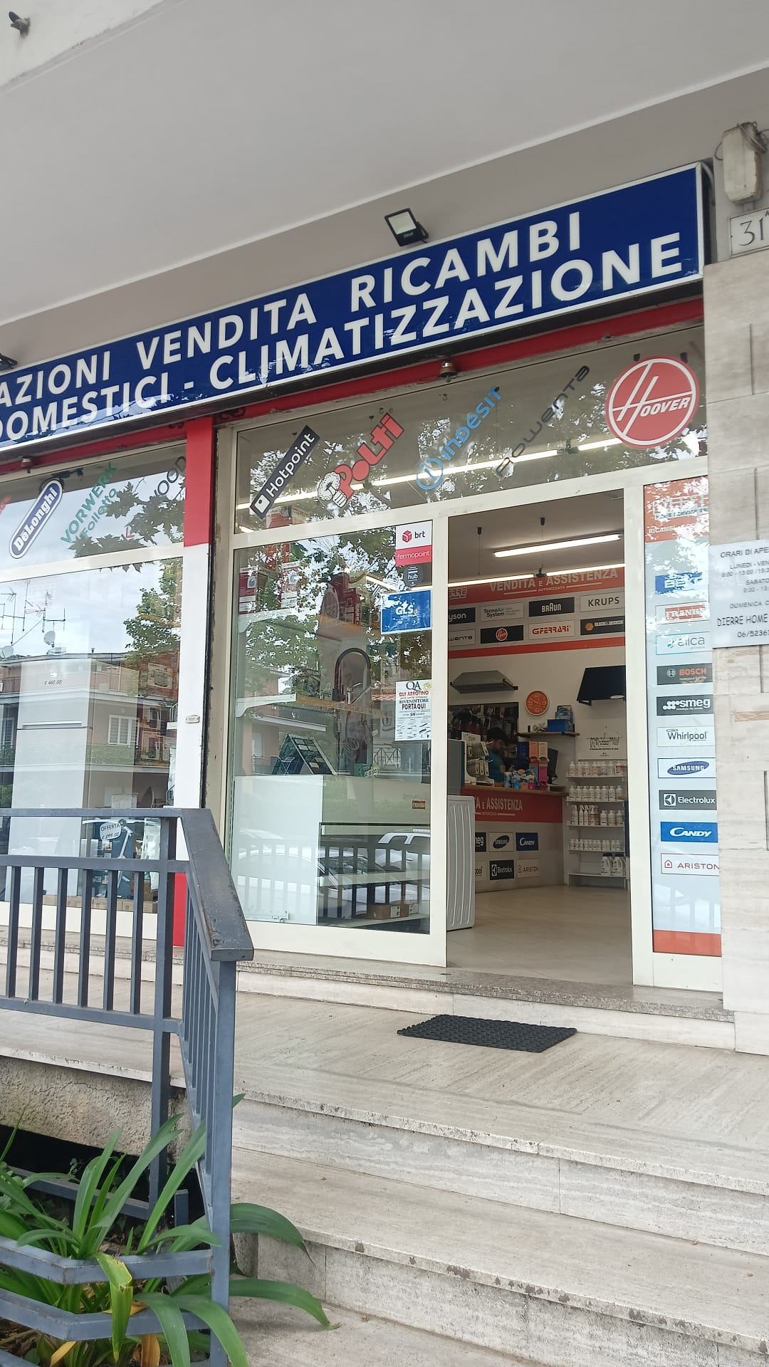 Negozio Dierre Acilia — Via di Saponara 31/A